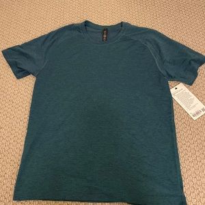 Lululemon Metal Vent Tech SS 2.0 NISE/DPCV Medium